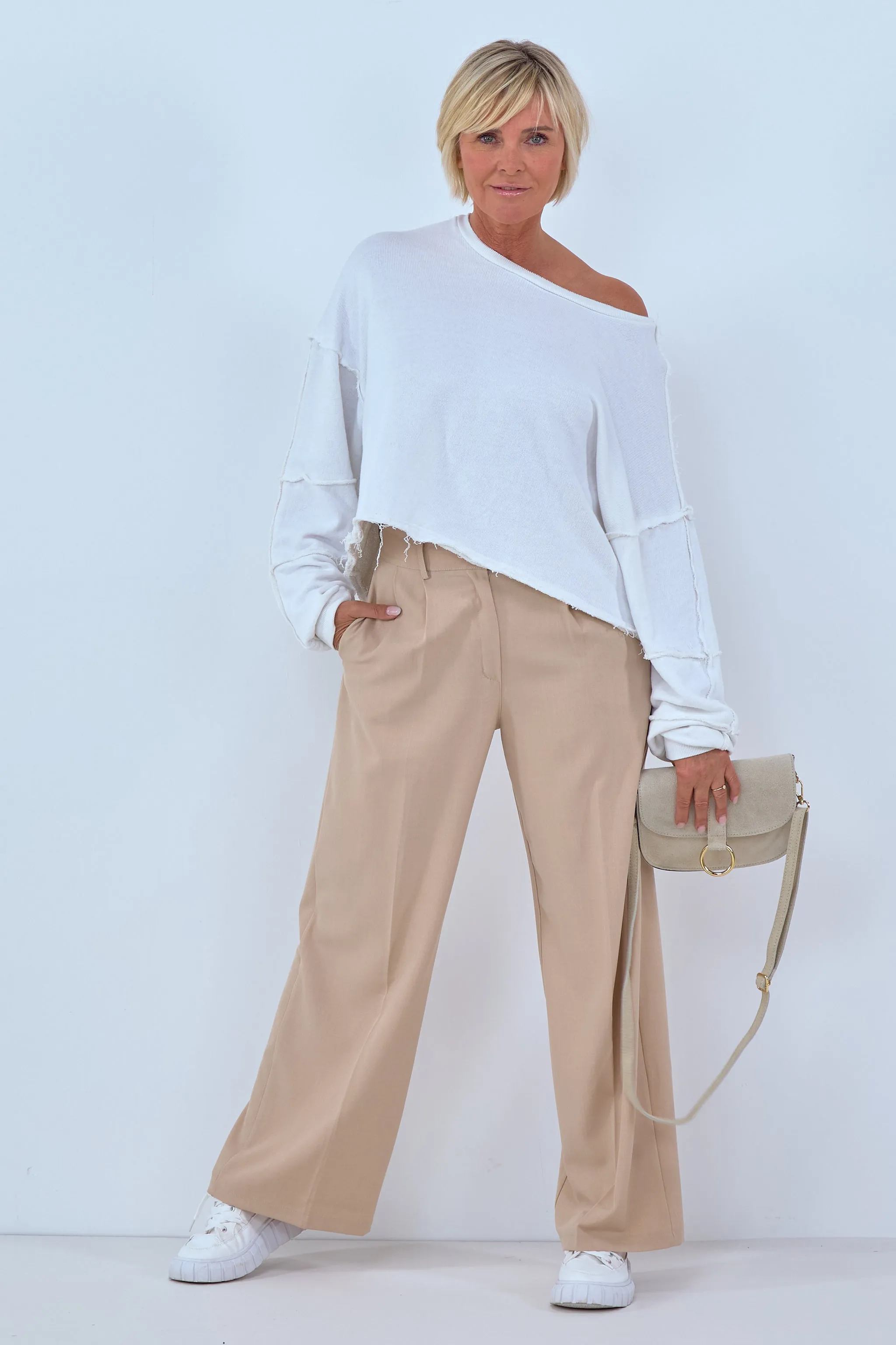 Bundfaltenhose im Marlene Style, beige