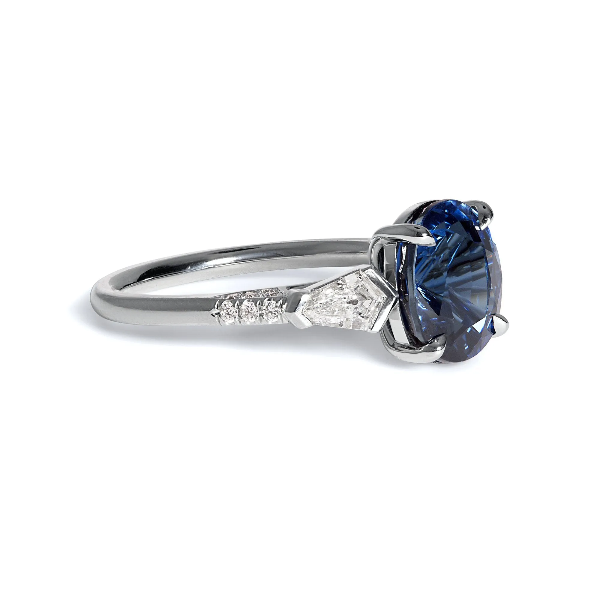 GIA 5.04ctw Natural NO-HEAT Blue Sapphire and Diamond Platinum 3 Stone Ring