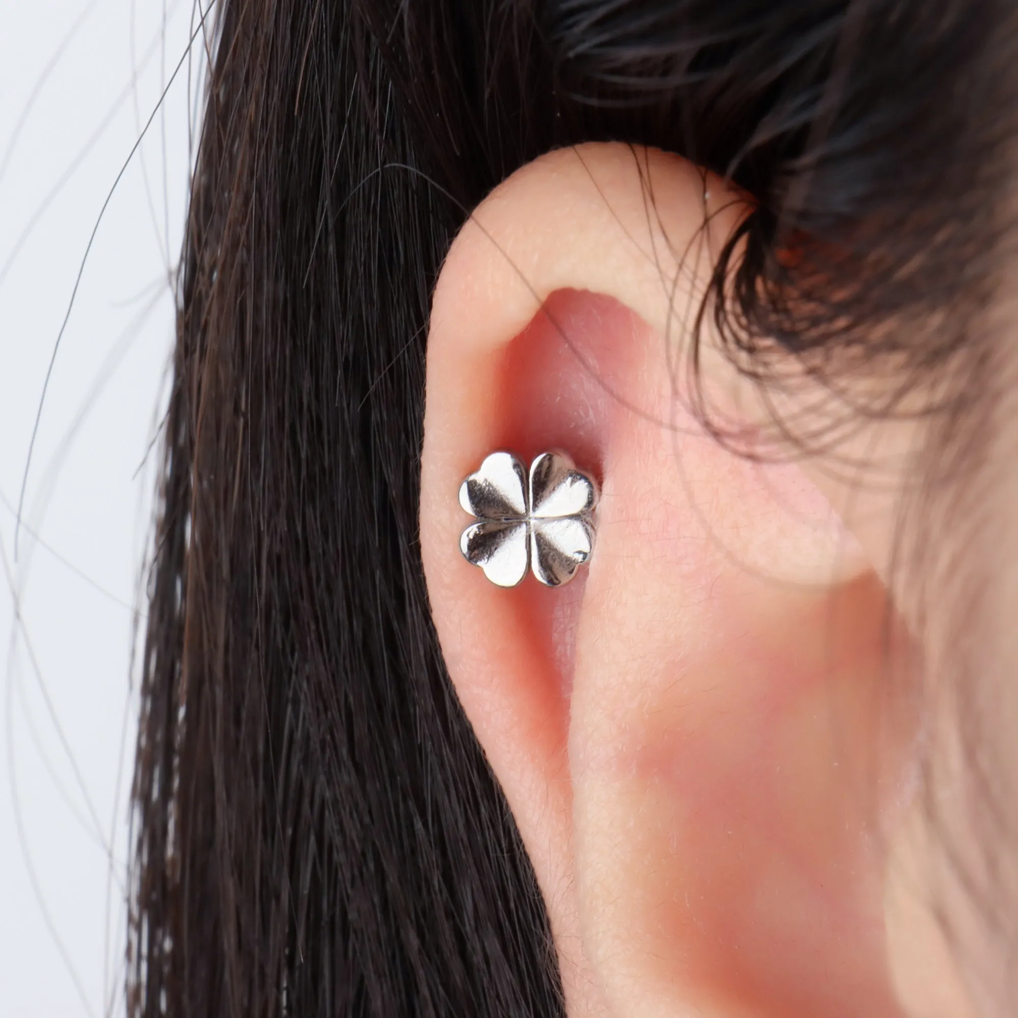 Lucky Four Leaf Clover Stud