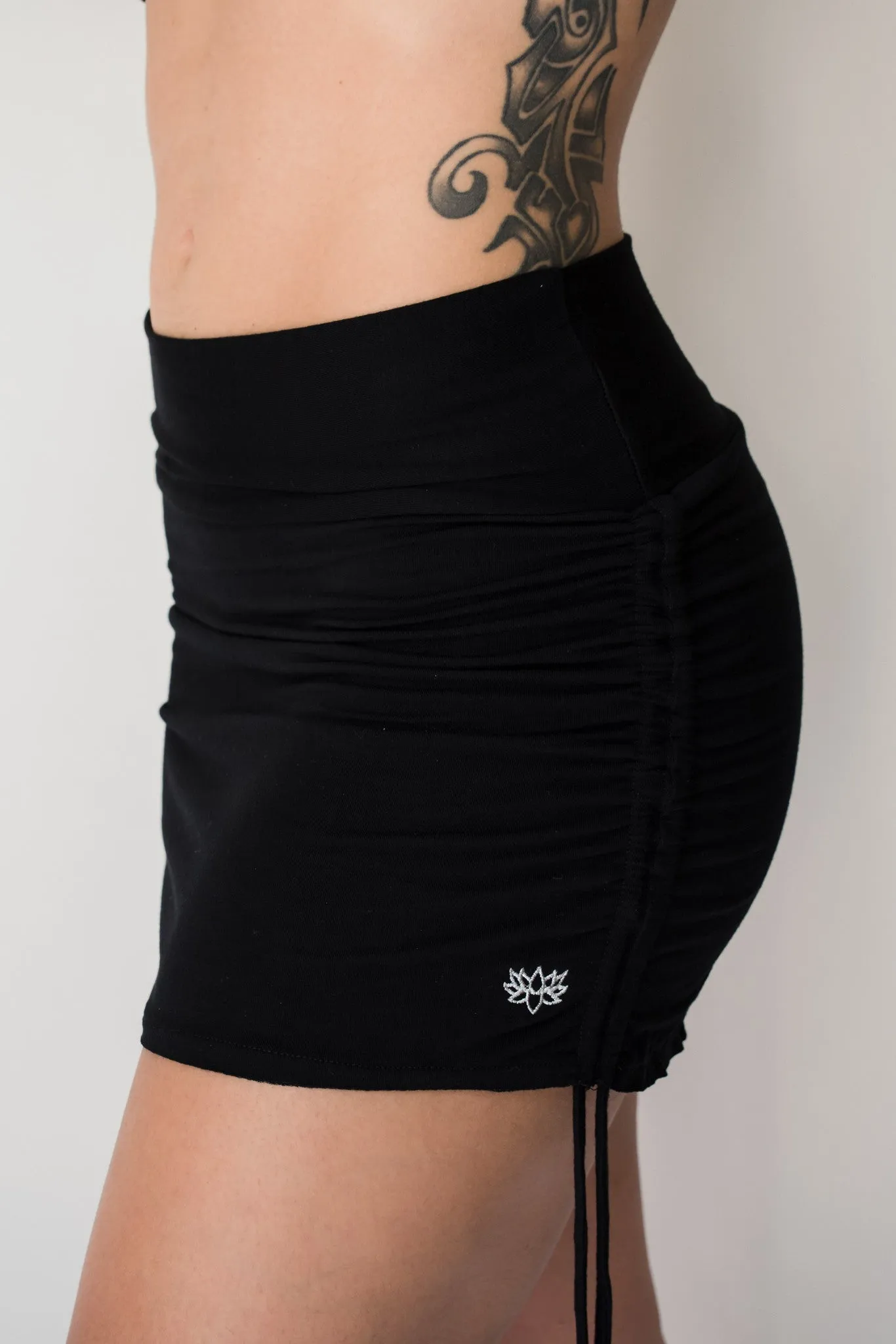 Onyx Cinch Skirt