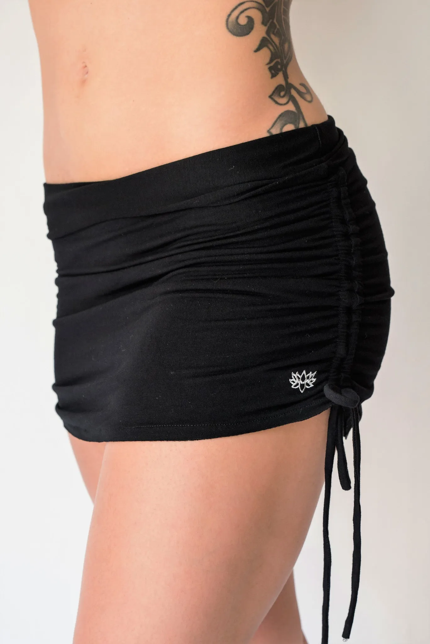 Onyx Cinch Skirt