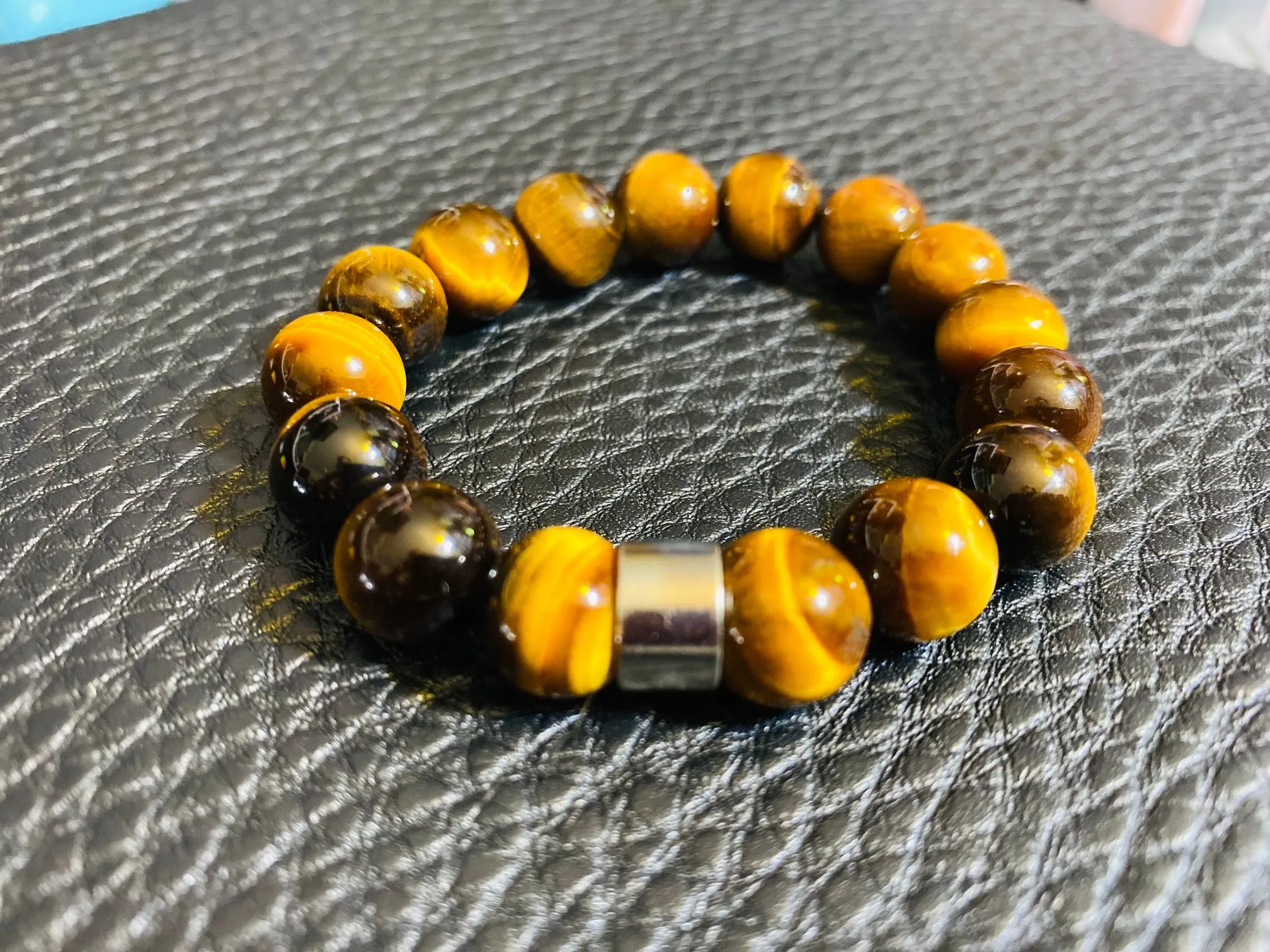 TIGER EYE BEADED BRACELET